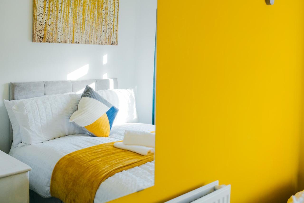 Rookwood House - Spacious Home With Free Parking - Short Stay Leeds Leeds  Kültér fotó